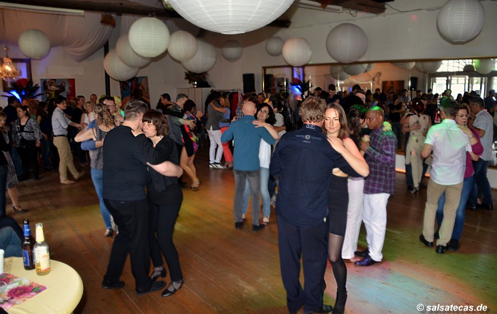 Salsa am Pfingstsonntag (15.5.16) im Zollhaus, Willich-Kaarst bei Dsseldorf