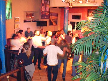 Simply Salsa in Monheim bei Dsseldorf: Virginia