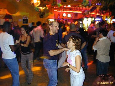 Salsa im Los Amigos, Heidelberg: DJ Martin