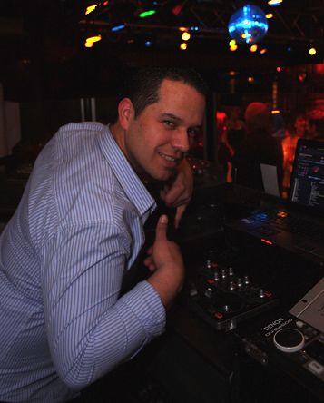 Salsa in Kiel: DJ claudio