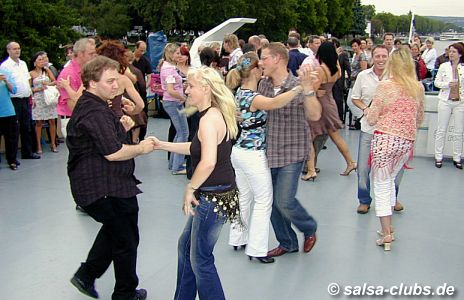 Salsa in Koblenz: Salsaboot