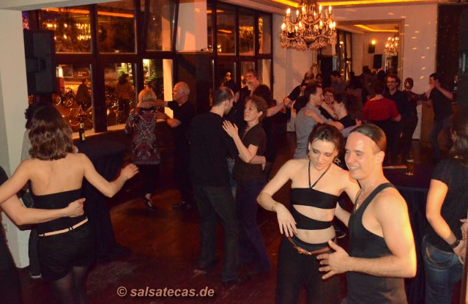 Salsa im Goldschläger, Köln