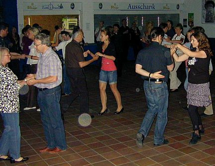 Salsa: Tanzbrunnen Frechen bei Köln